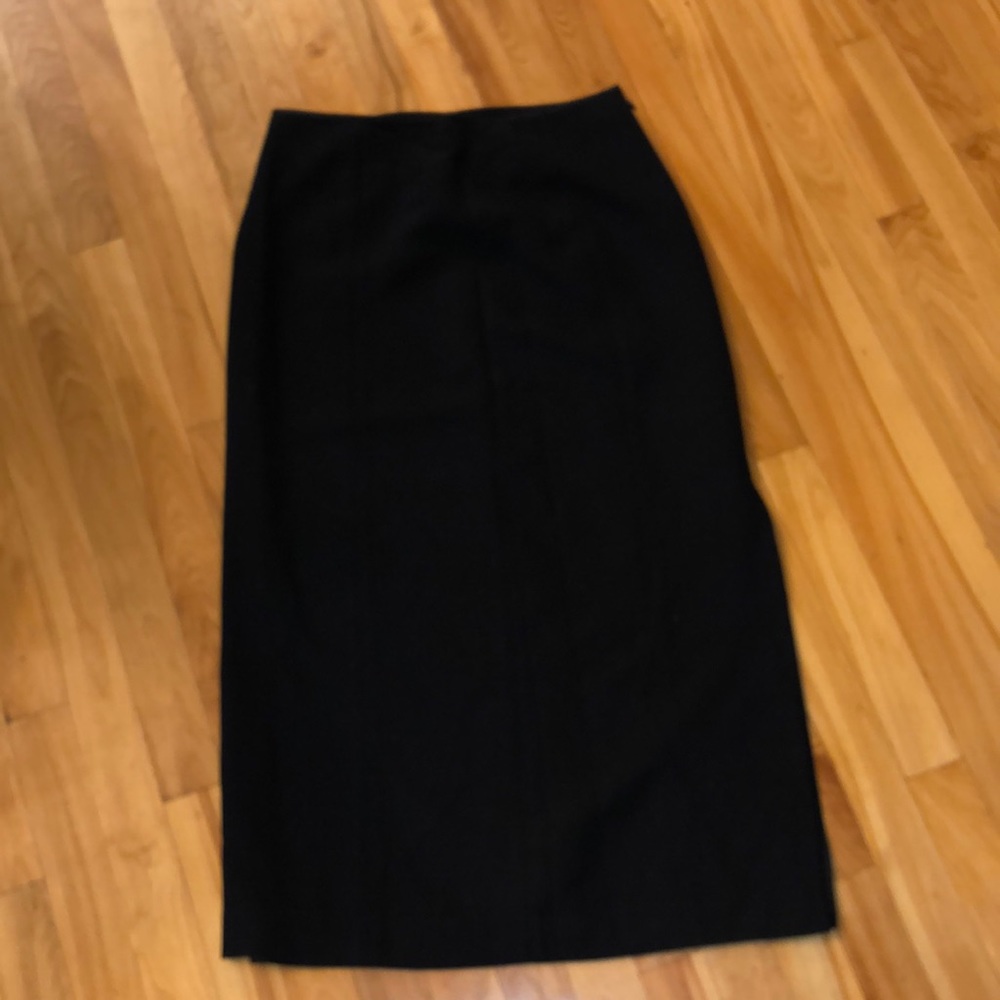 Gap black size 6 maxi skirt